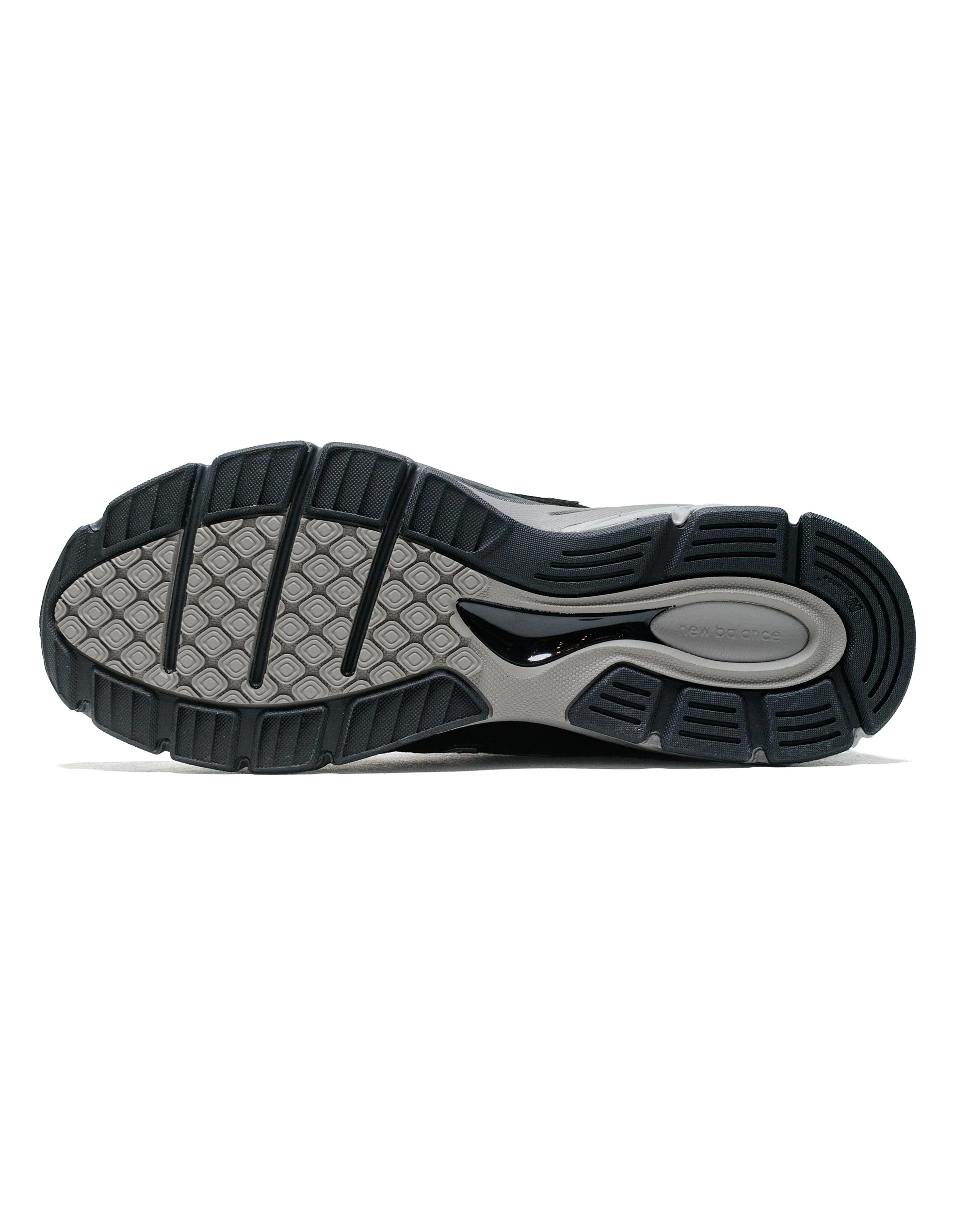 1303-new-balance-u990bl4-black-silver-5.webp New Balance U990BL4 Black/Silver