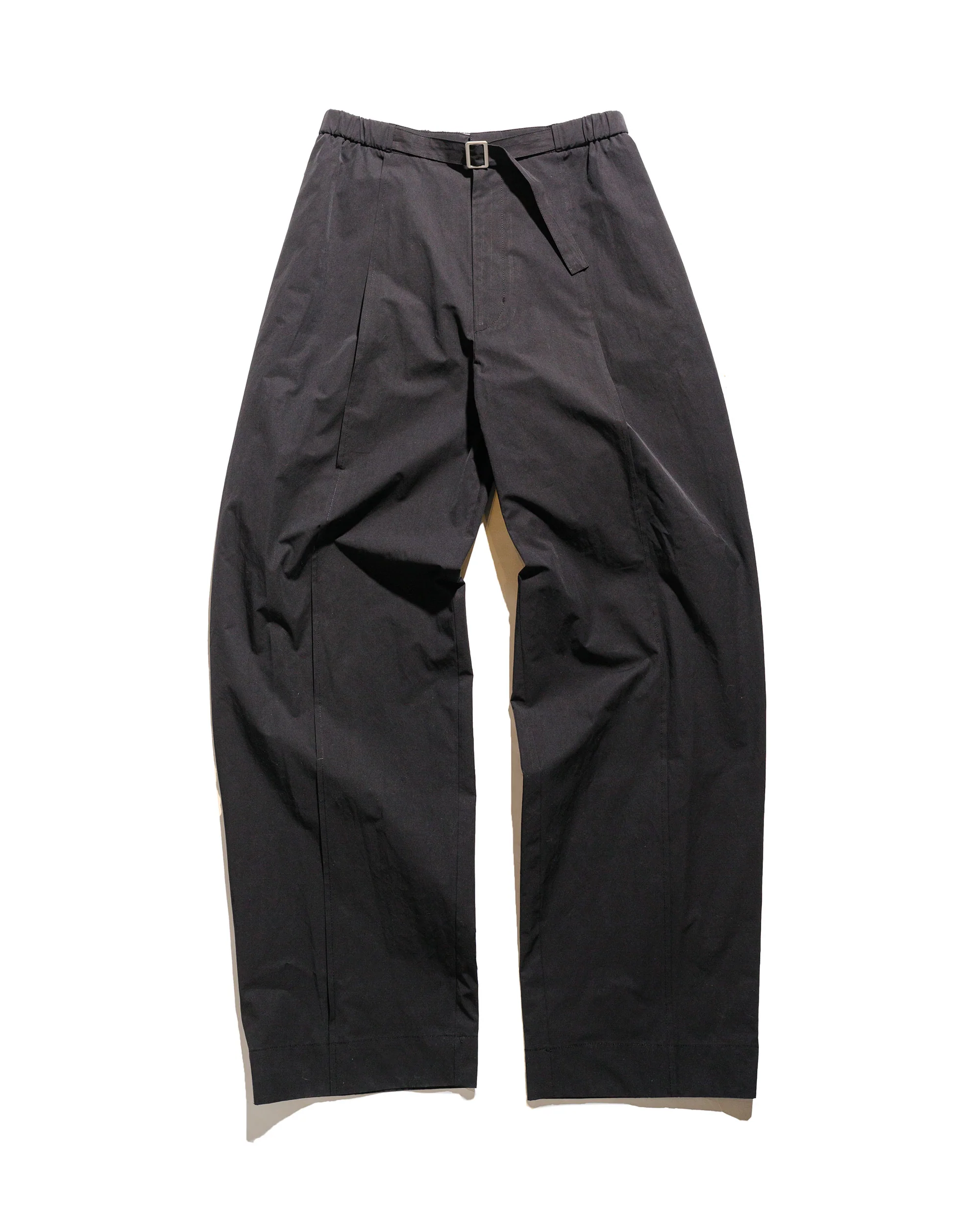 Amomento Belted Tuck Banding Pants Black