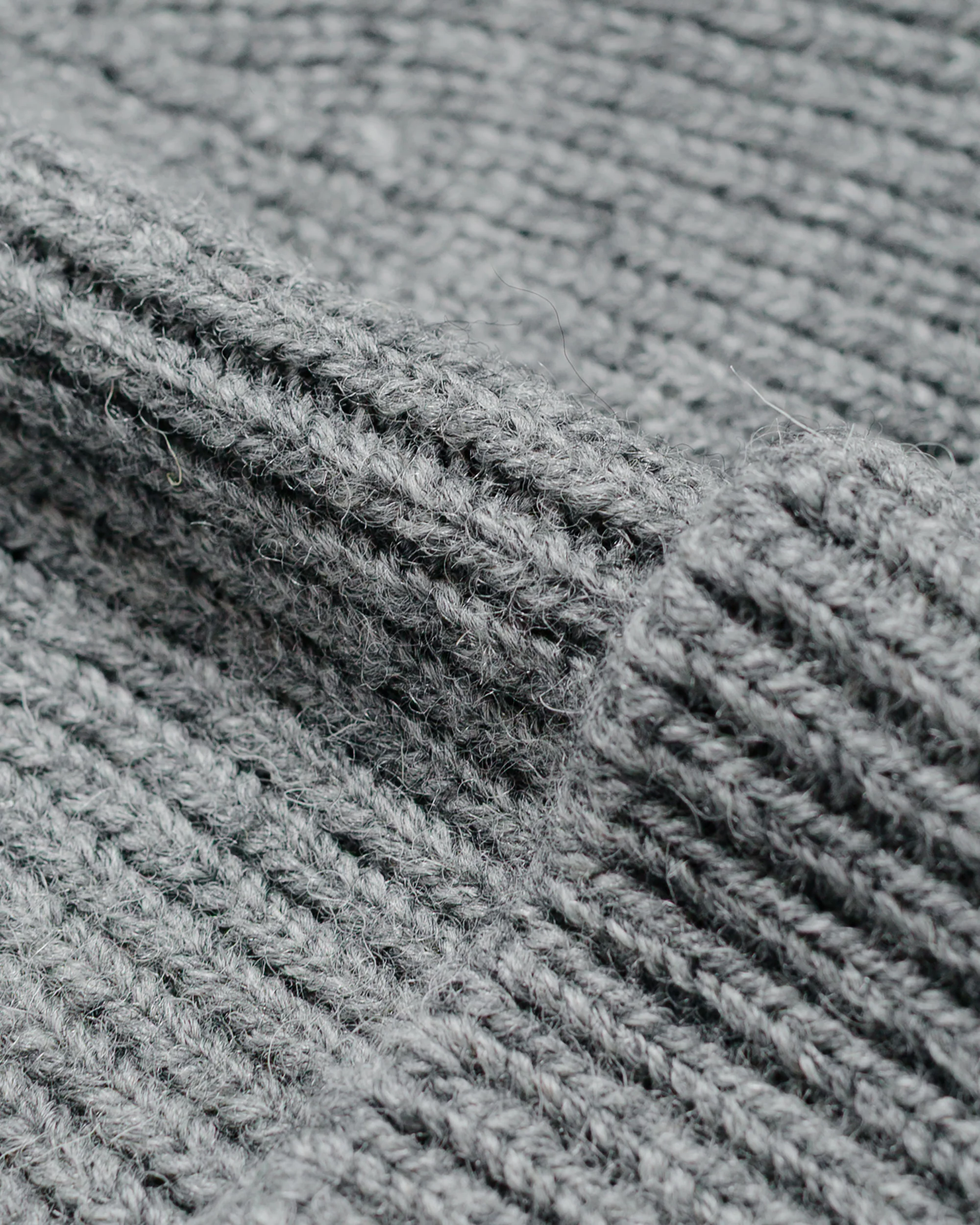 MHL Simple Ribbed Beanie British Wool School Grey
